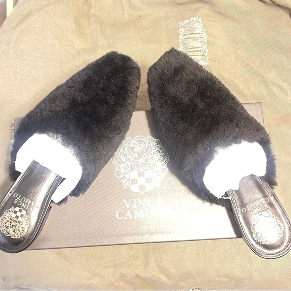 Vince Camuto Shoes - Vince Camuto Black and White Women's Slippers